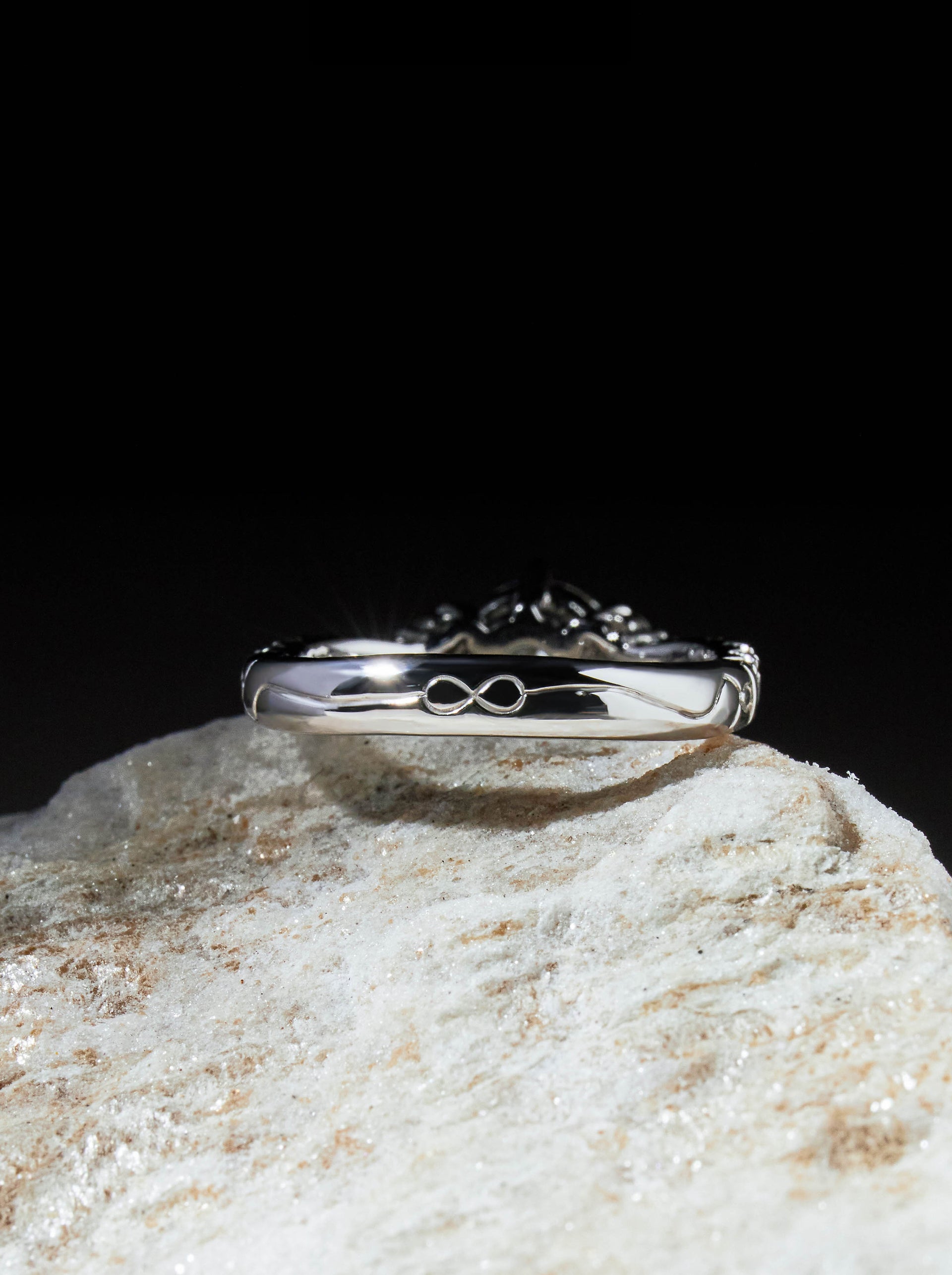 1.17 克拉＆VS1 鑽戒