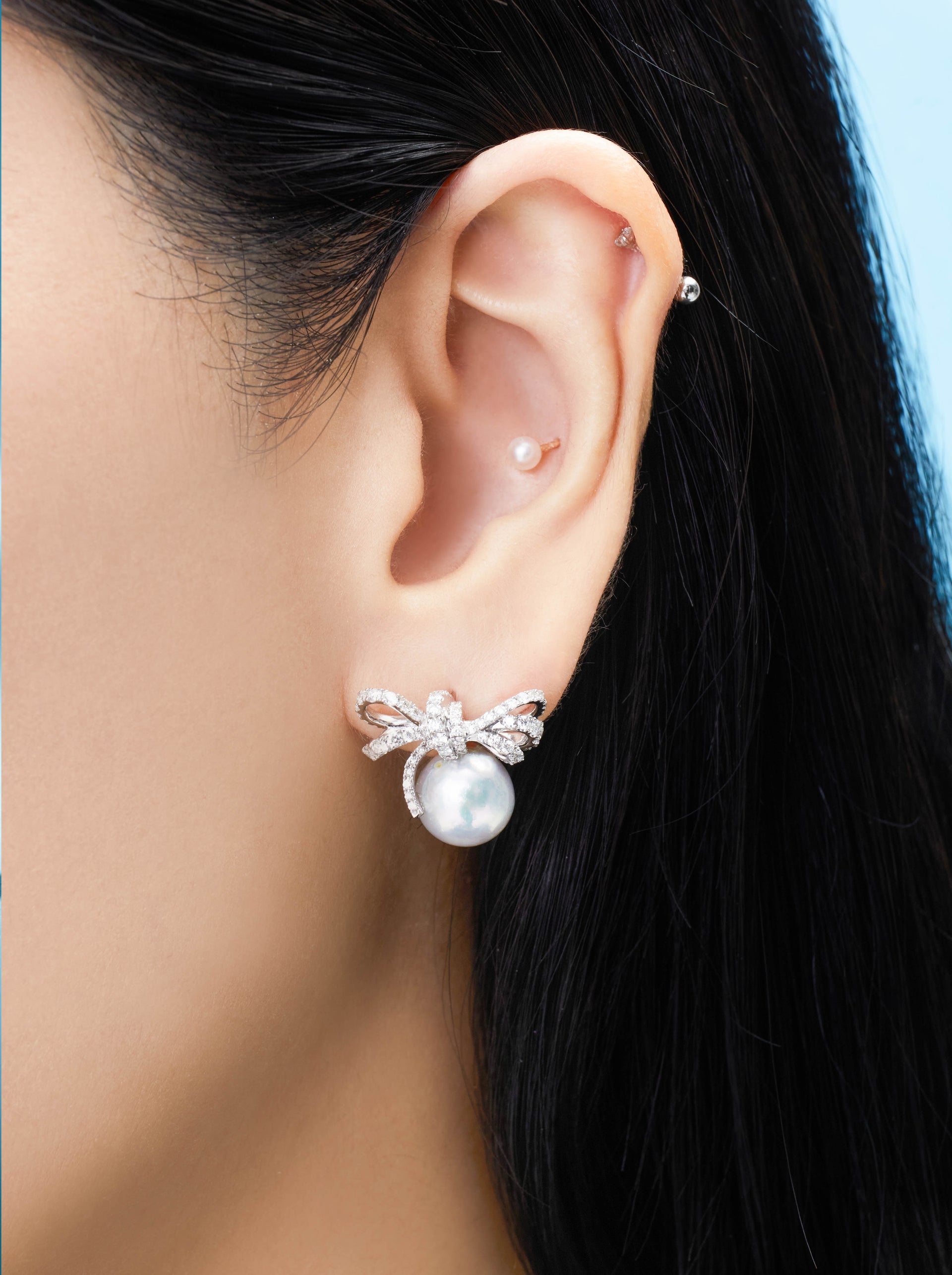 蝴蝶結鑲鑽大珍珠耳環