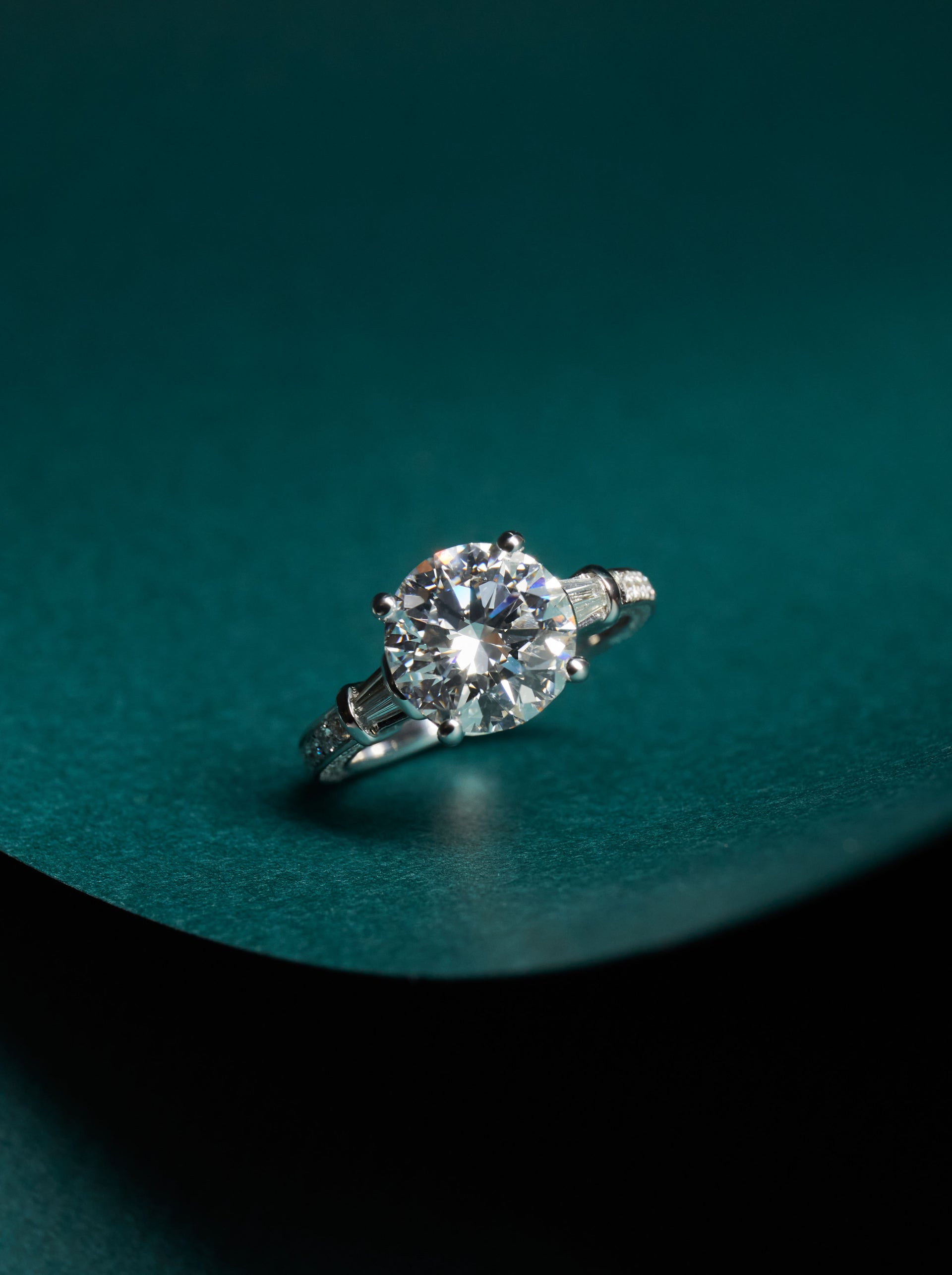 VVS 3克拉求婚鑽戒