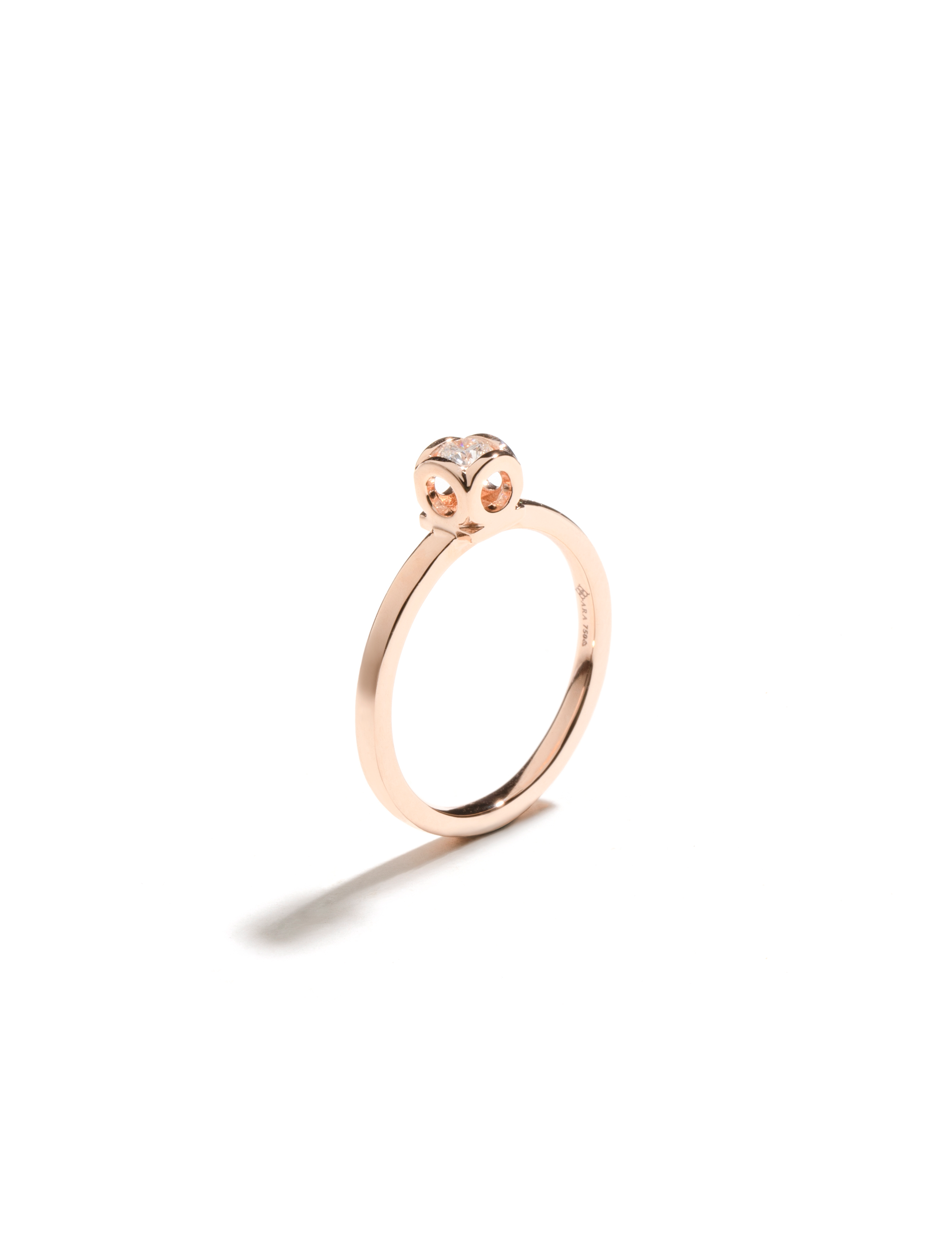 aROUND 夾鑲 10分戒指